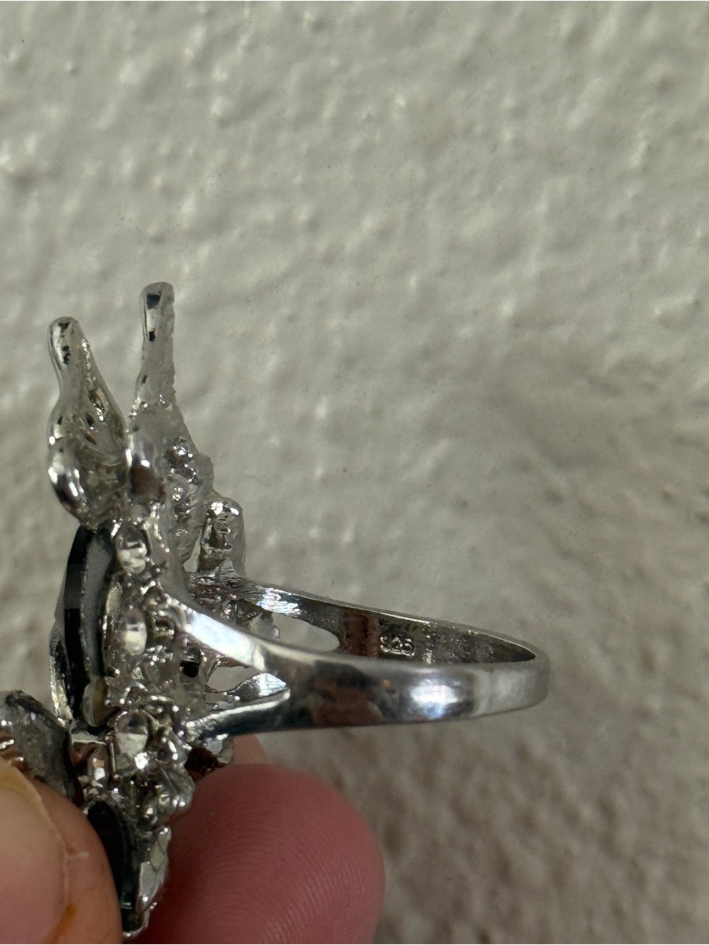 925 Silver Ring with Dark Purple Stone and Crystal Butterflies - Picture 3 of 5